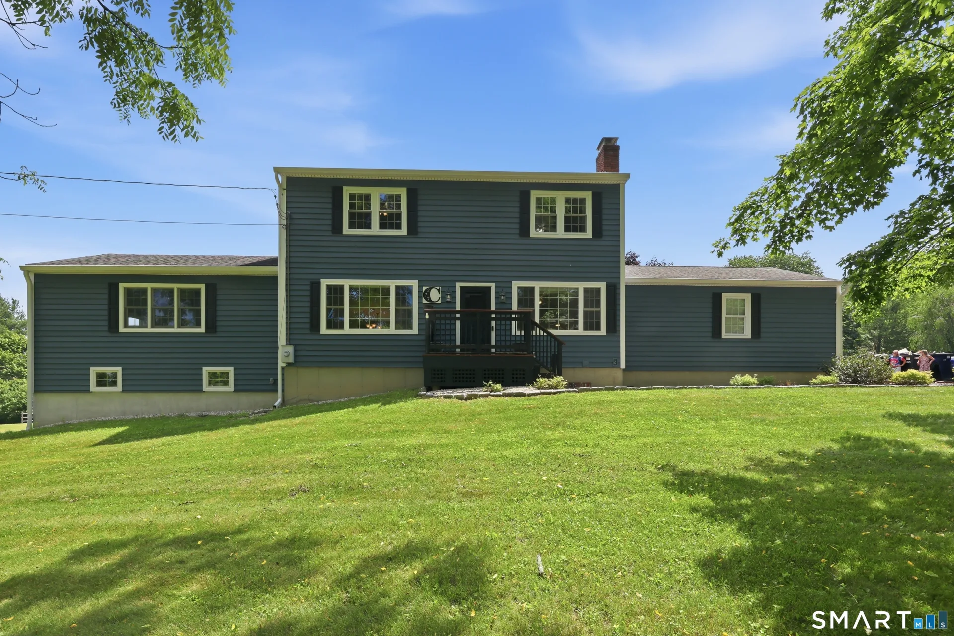 277 Chestnut Land Road, New Milford, CT