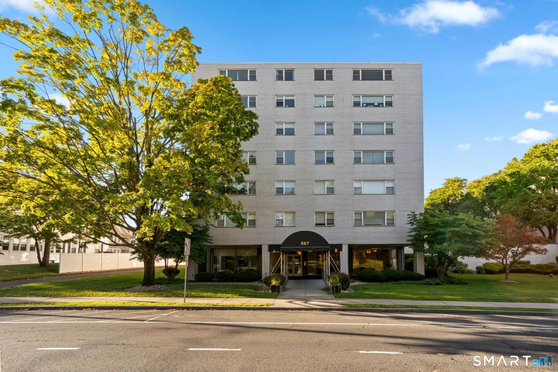 887 Farmington Avenue #6A, West Hartford, CT