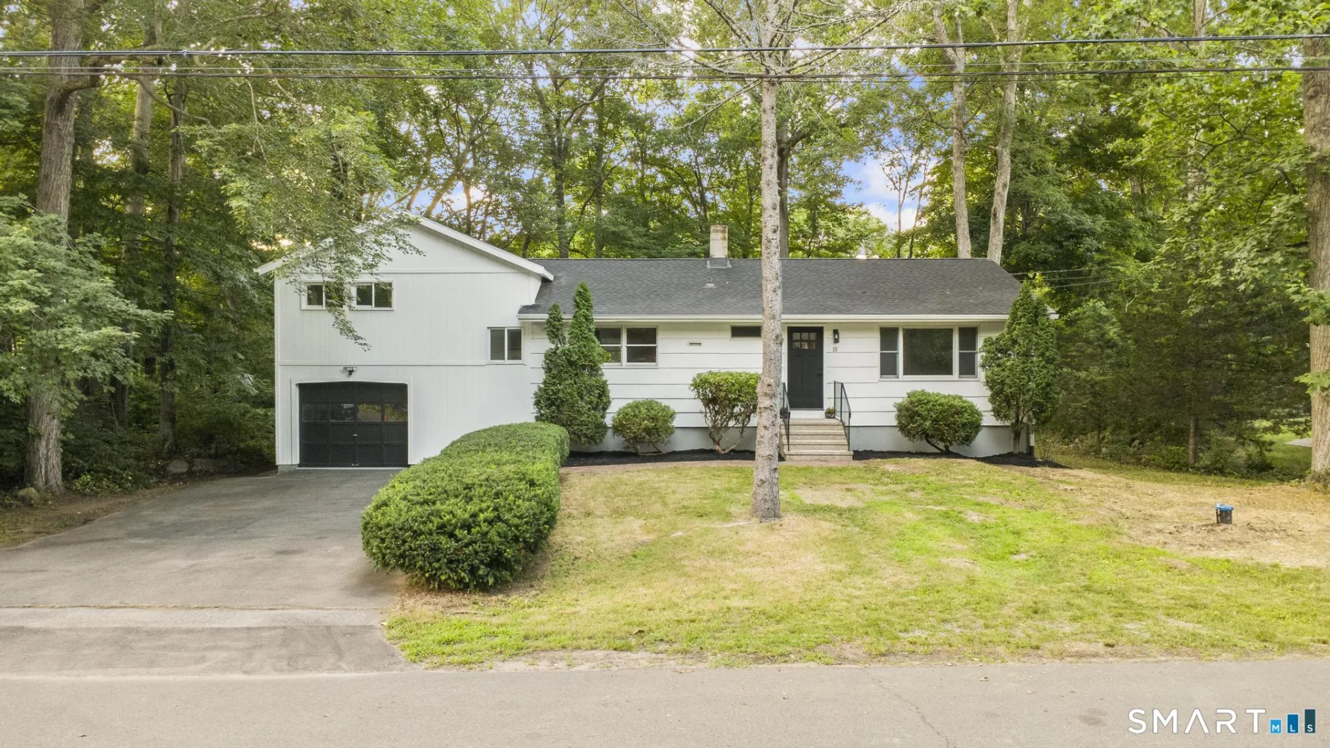 18 Happy Acres Road, Clinton, CT