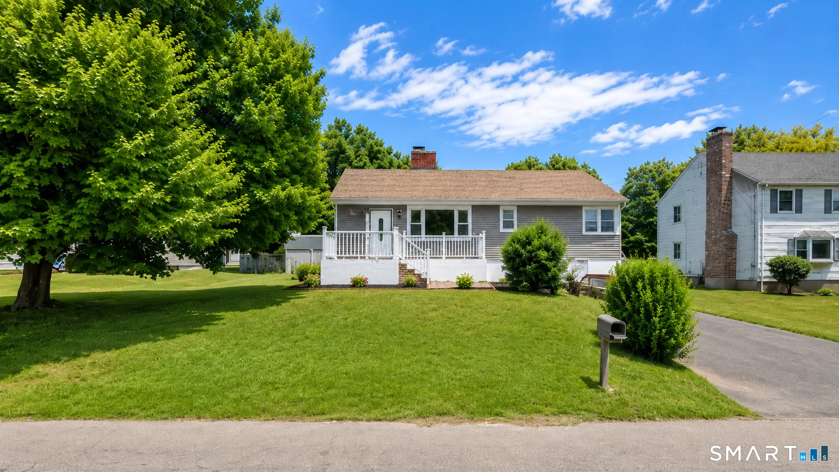 12 Homestead Place, Branford, CT
