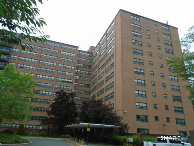 31 Woodland Street #9L, Hartford, CT