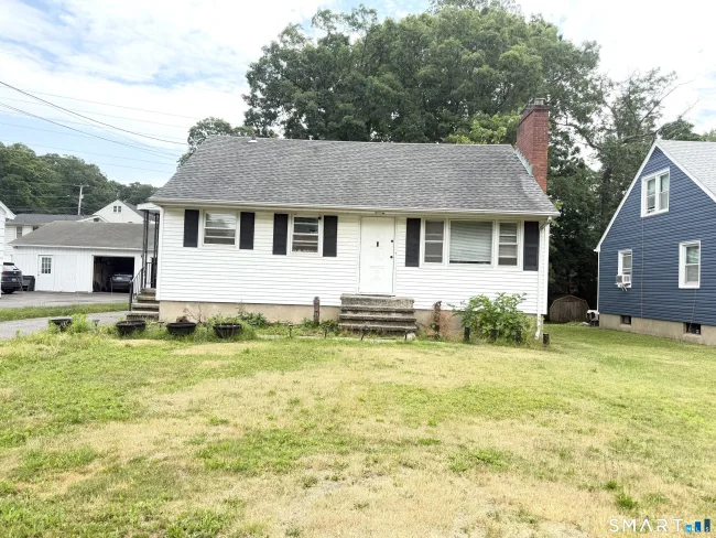 1645 Old Town Road, Bridgeport, CT