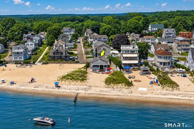 17 Beach Way