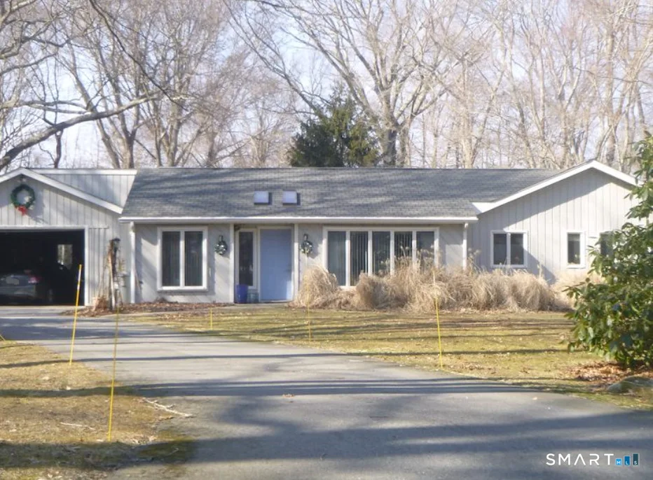 15 Mitchell Drive, East Lyme, CT