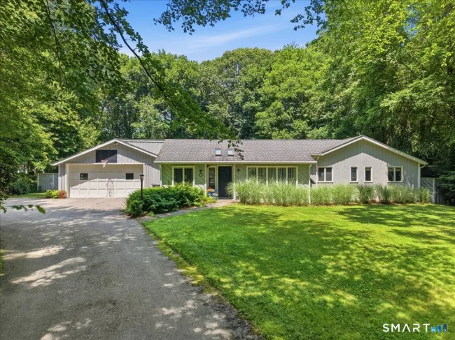 15 Mitchell Drive