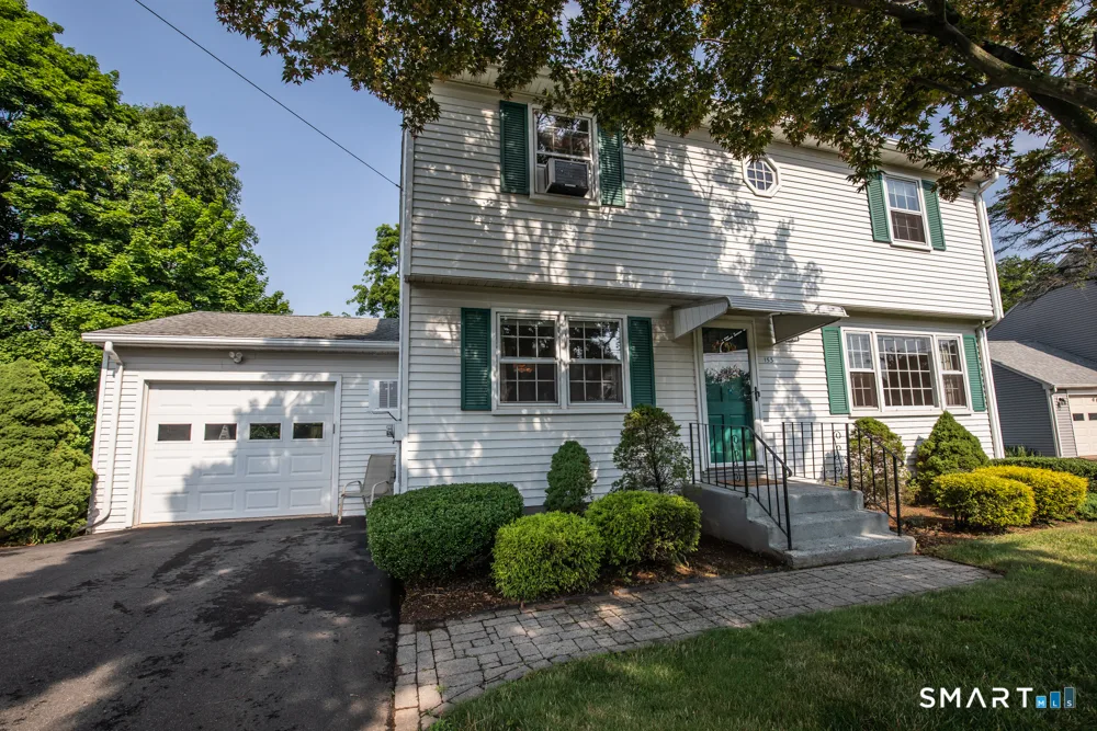 153 Fiesta Heights, Meriden, CT