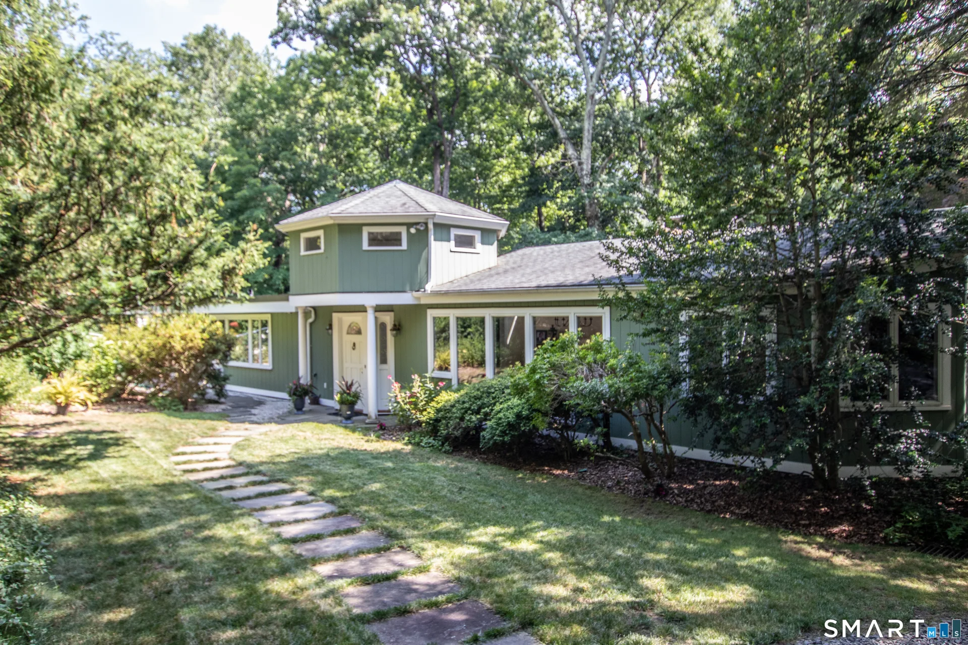 10 Steep Hollow Lane, Greenwich, CT