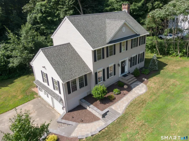 33 Brentwood Drive