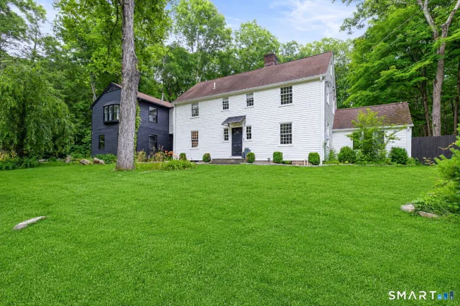 235 Newtown Turnpike