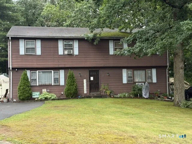 51 Round Hill Road