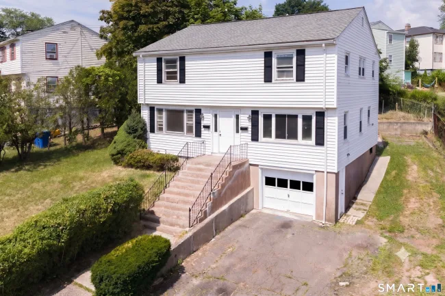12 Lewis Road