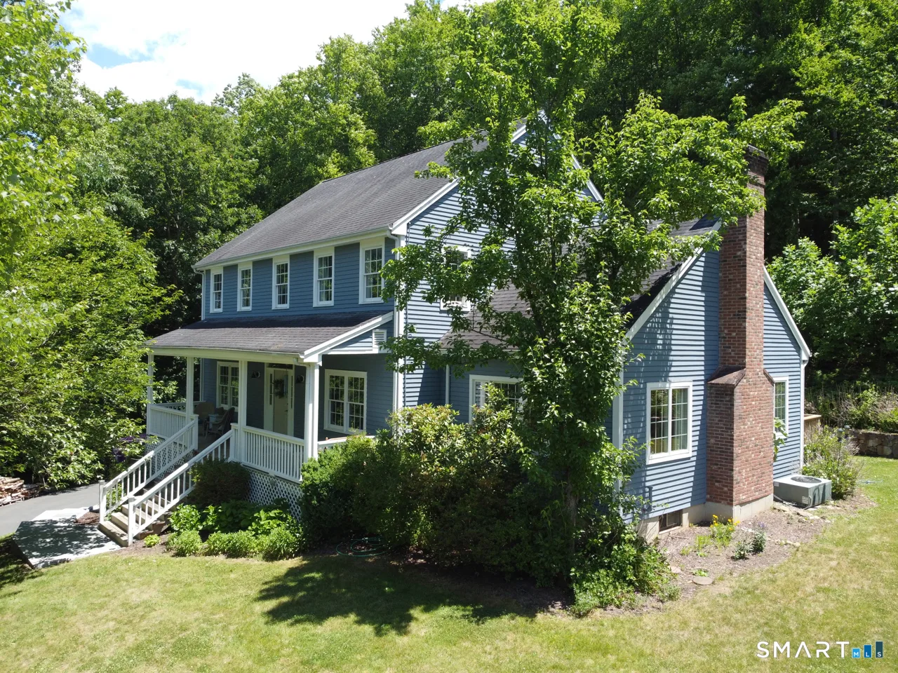 15 Mountain Manor Road, Newtown, CT