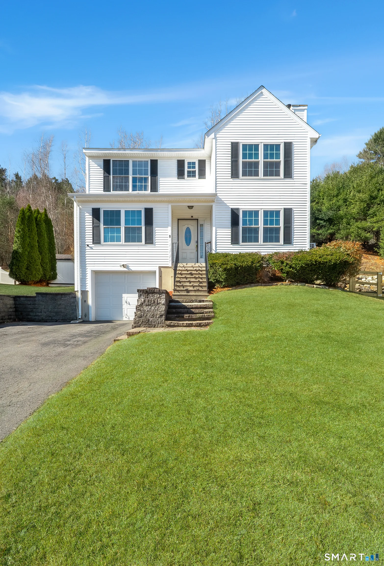 9 Ridge View Terrace, New Hartford, CT