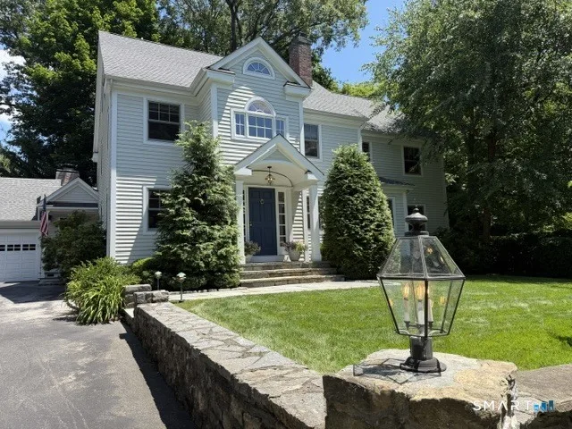 29 Hillcrest Avenue, Darien, CT
