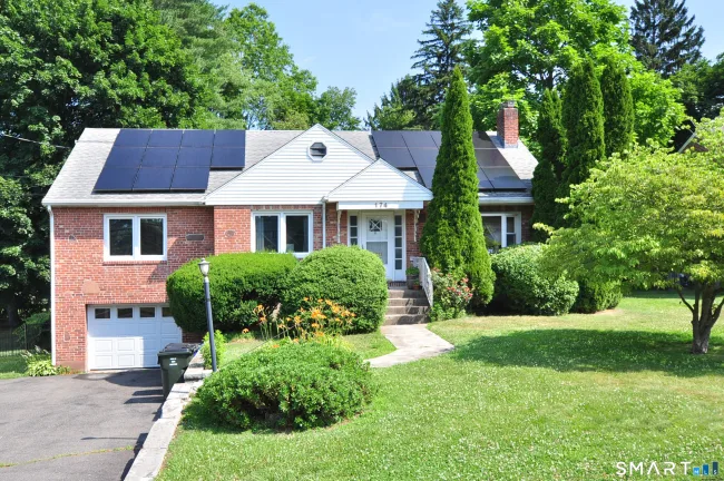 174 Mohawk Drive