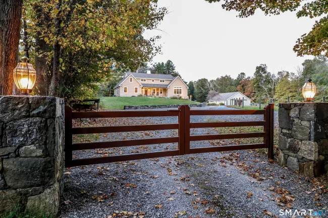 250 Maple Road, Easton, CT