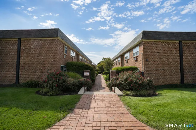 637 Cove Road #D5
