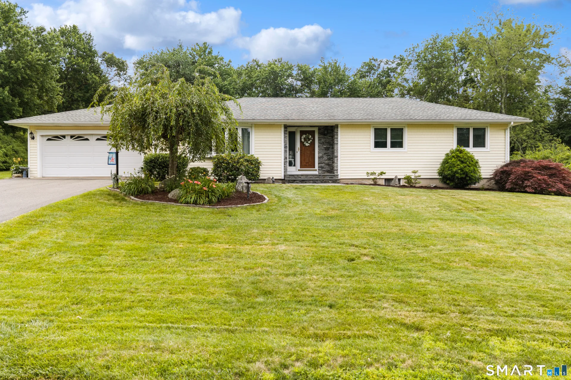 8 Lindsley Drive, Wolcott, CT