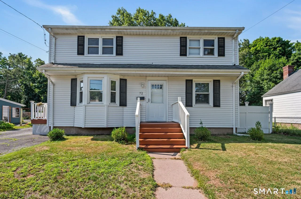 72 Linnmore Drive, Manchester, CT