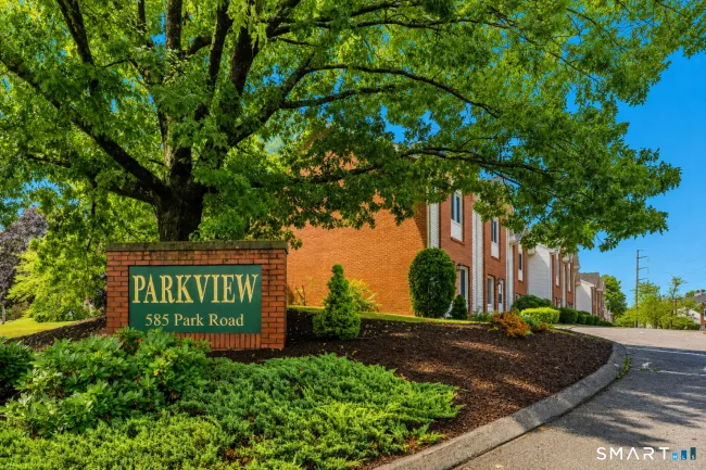 585 Park Road #9-1