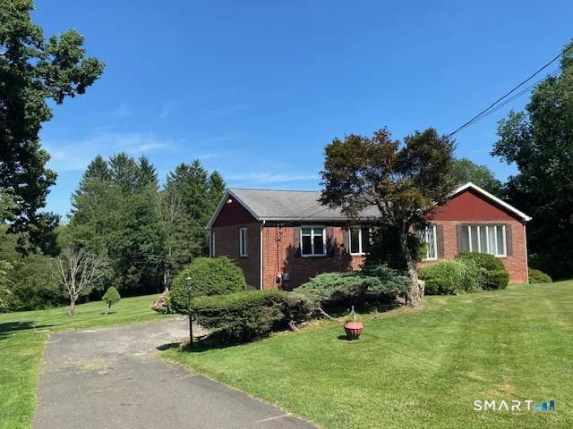 107 Tower Road, Brookfield, CT