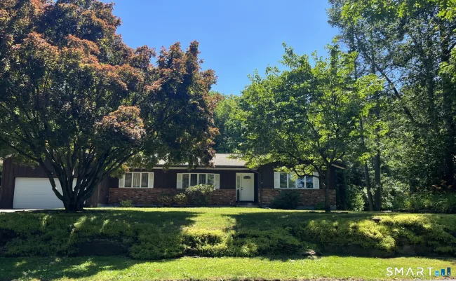87 Ledge Drive