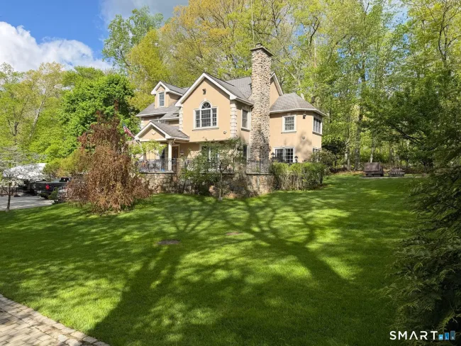 166 Blackwood Lane