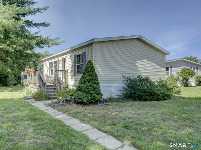 37 Pond Way, Windham, CT