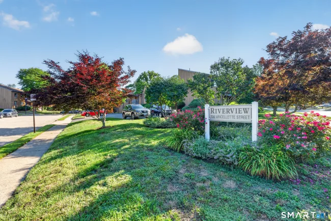 14 Riverview Drive #14