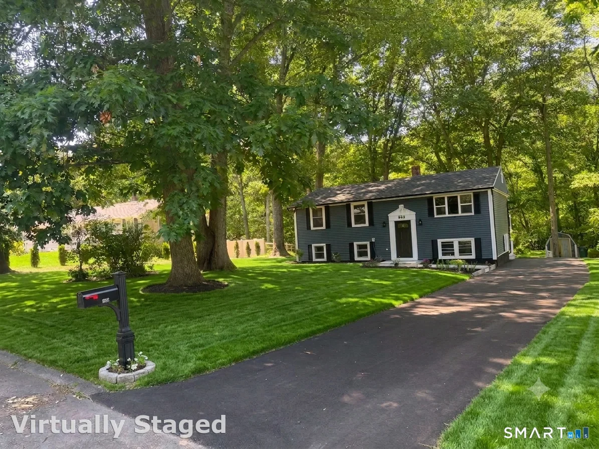 445 Lincoln Drive, Cheshire, CT