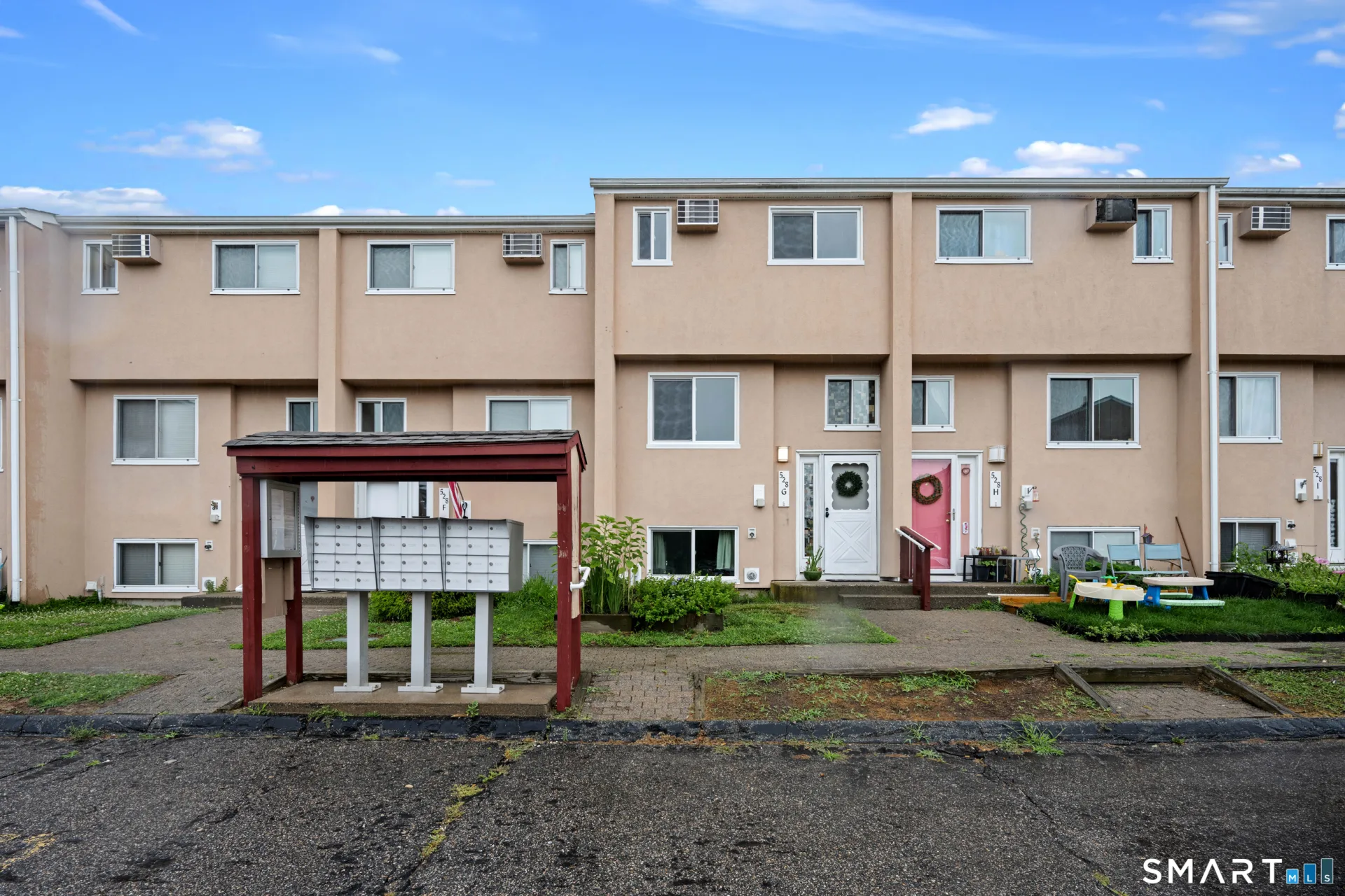 528 Shennecossett Road #G, Groton, CT