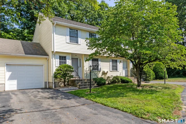 283 Strawberry Circle