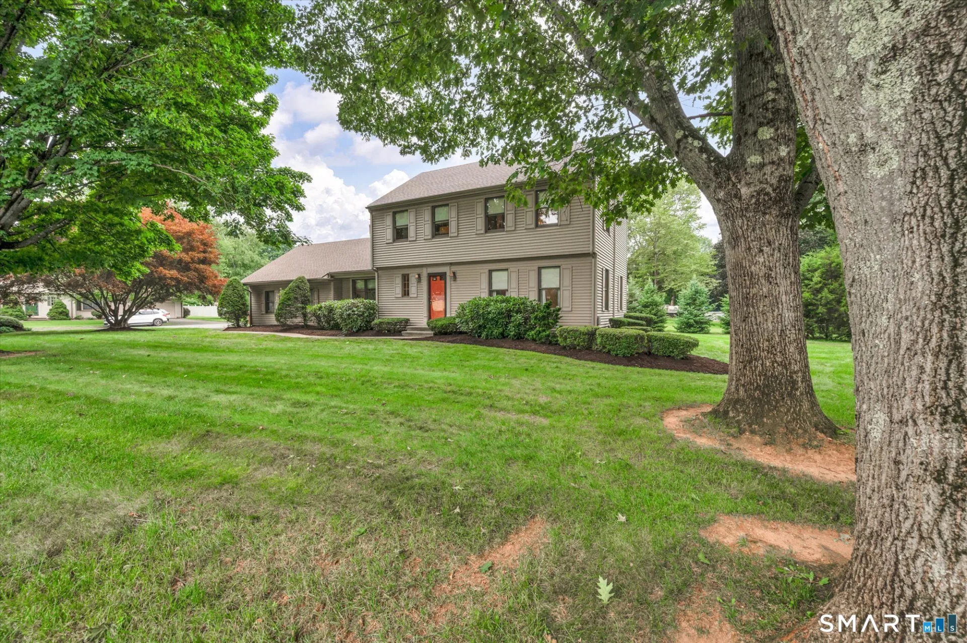 2 Sachem Drive, Cromwell, CT