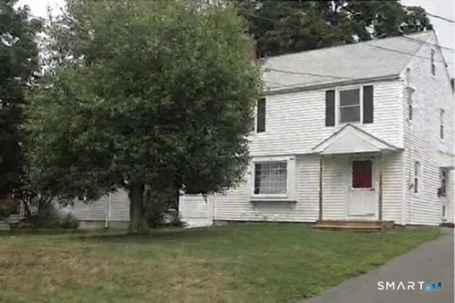 73 Henderson Street