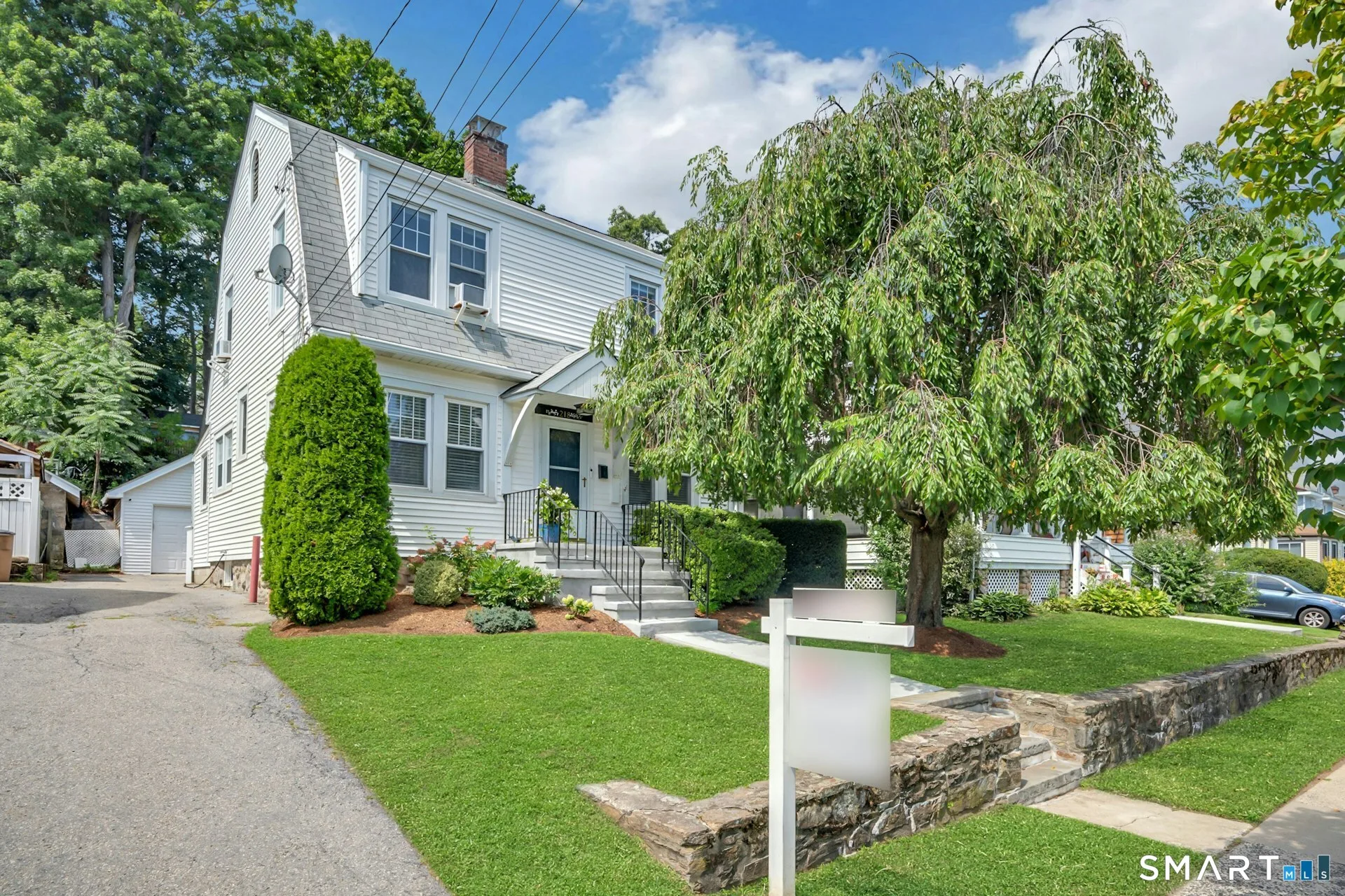 218 Knickerbocker Avenue, Stamford, CT