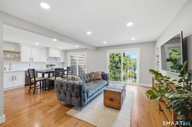 201 Highview Avenue #D2