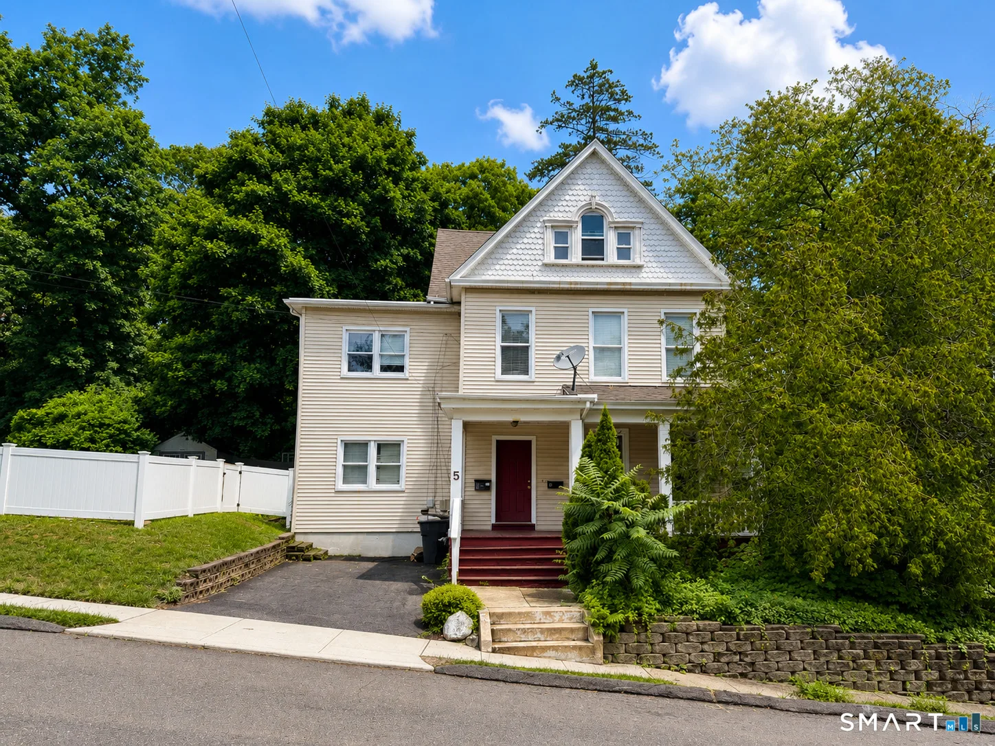 5 Florence Street, West Haven, CT