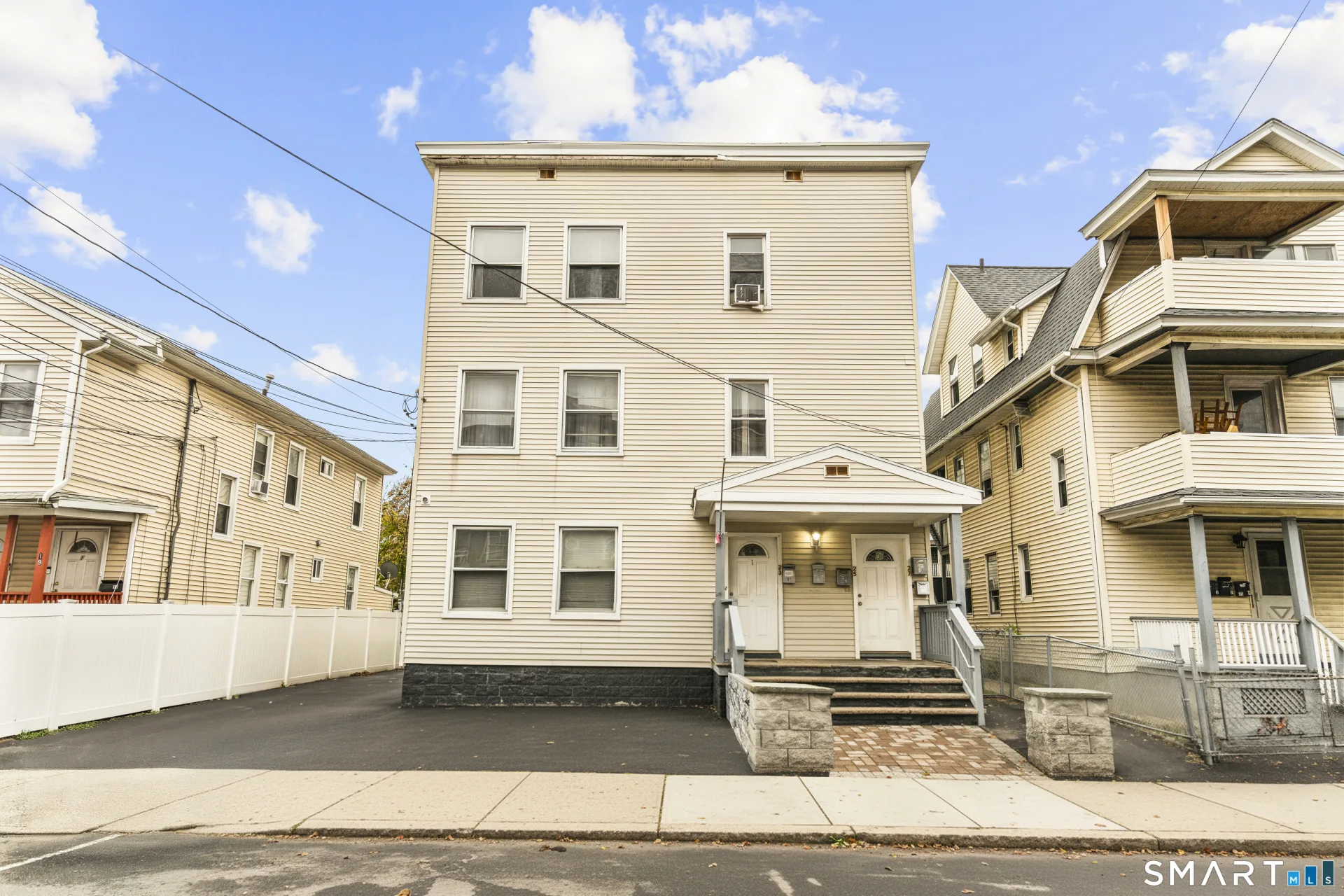 23-27 Bishop Avenue, Bridgeport, CT
