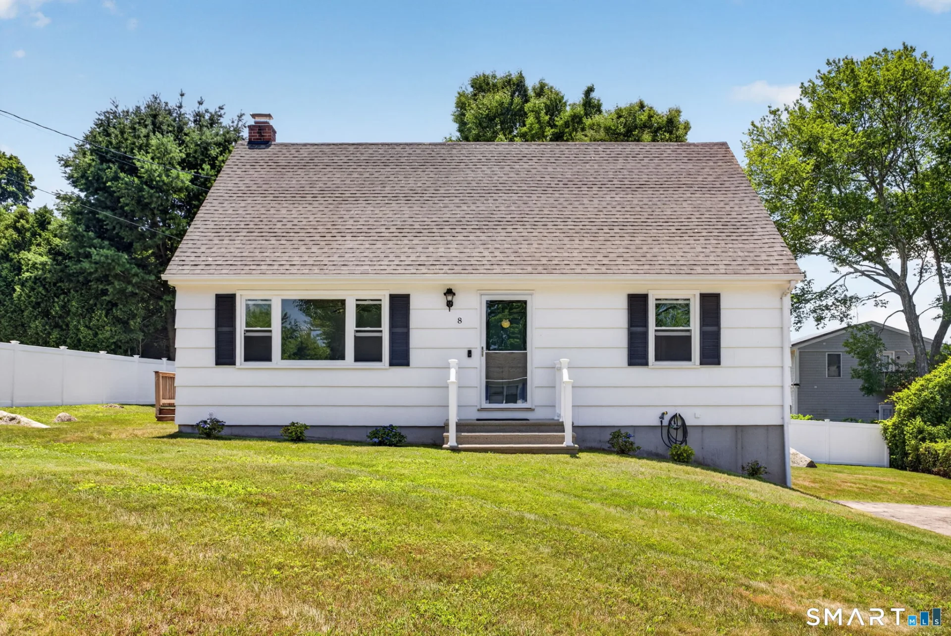 8 Pleasant Street, Stonington, CT