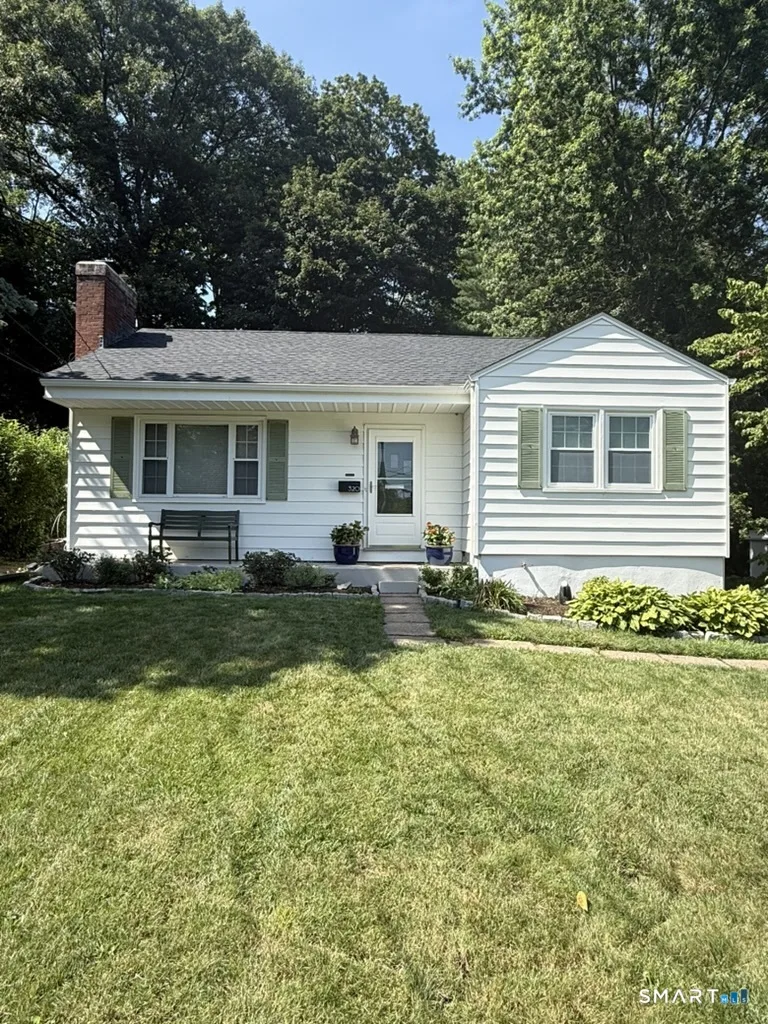 320 Beechwood Road, West Hartford, CT