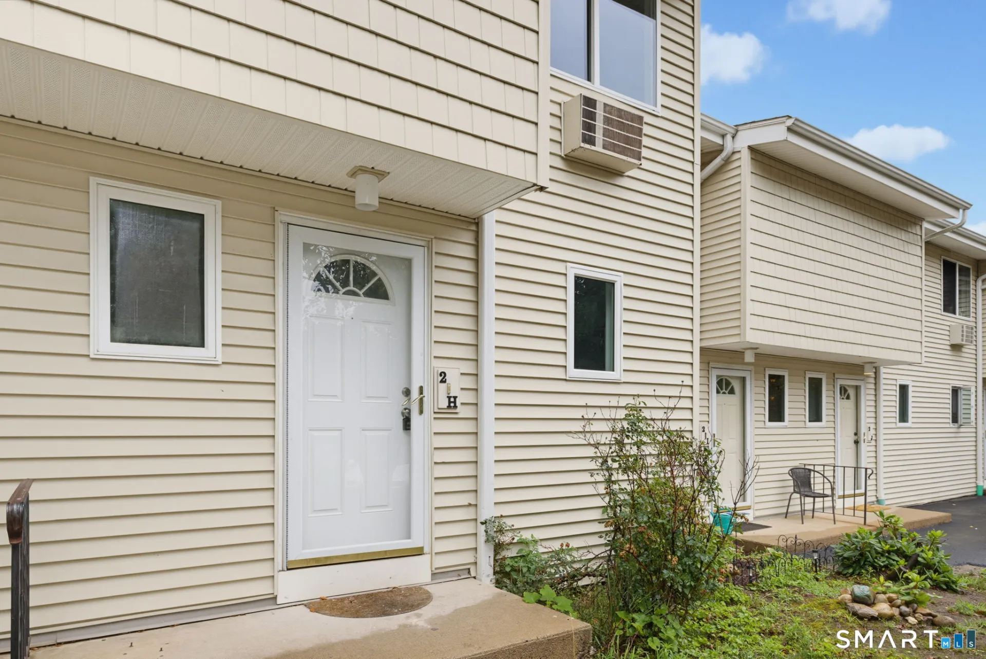 220 Main Street #2H, New Hartford, CT
