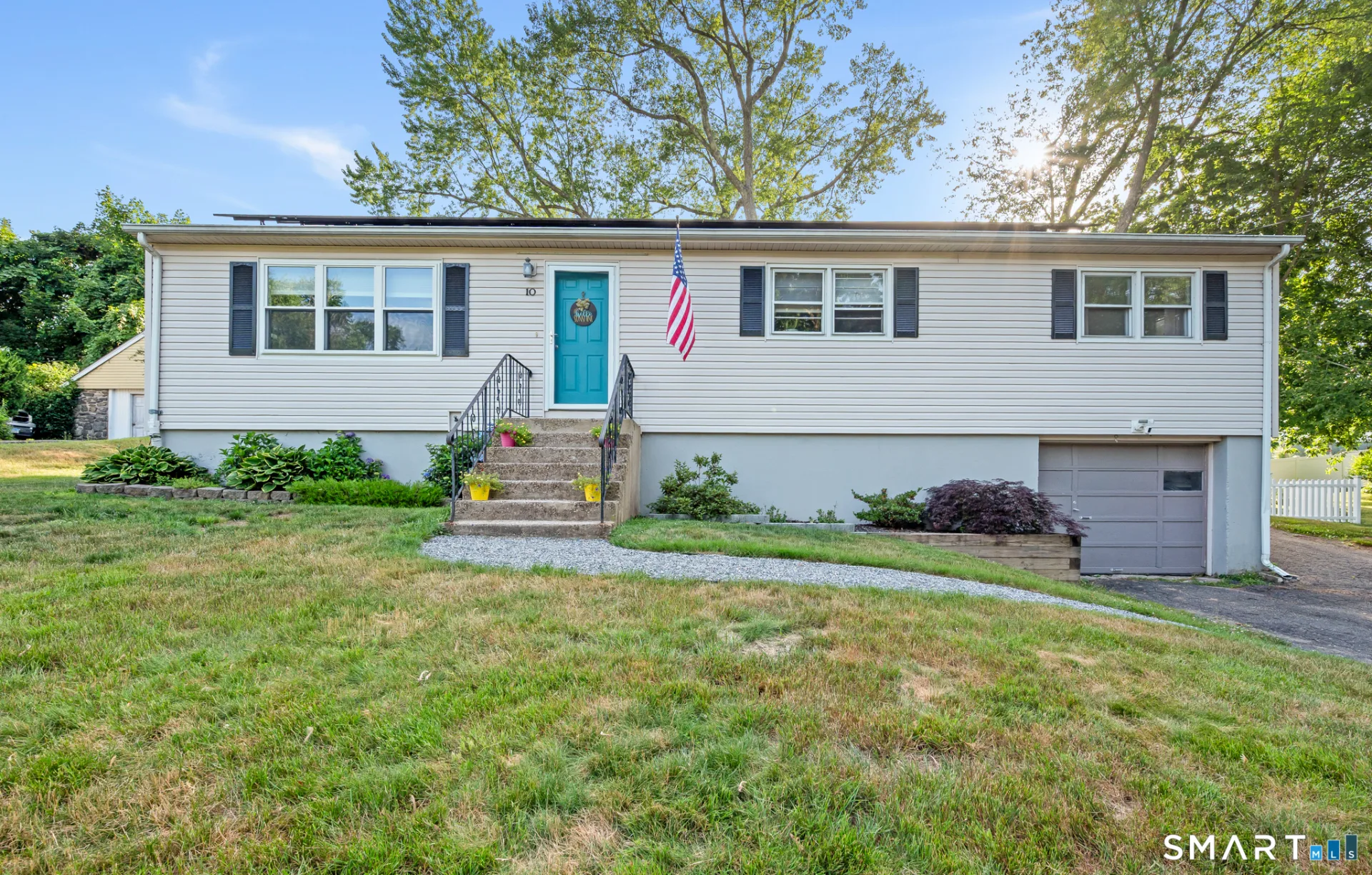 10 Birch Street, Plymouth, CT