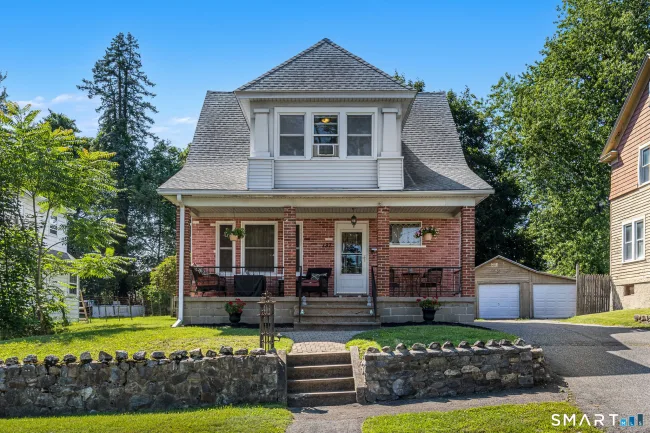 137 Fairlawn Avenue, Waterbury, CT