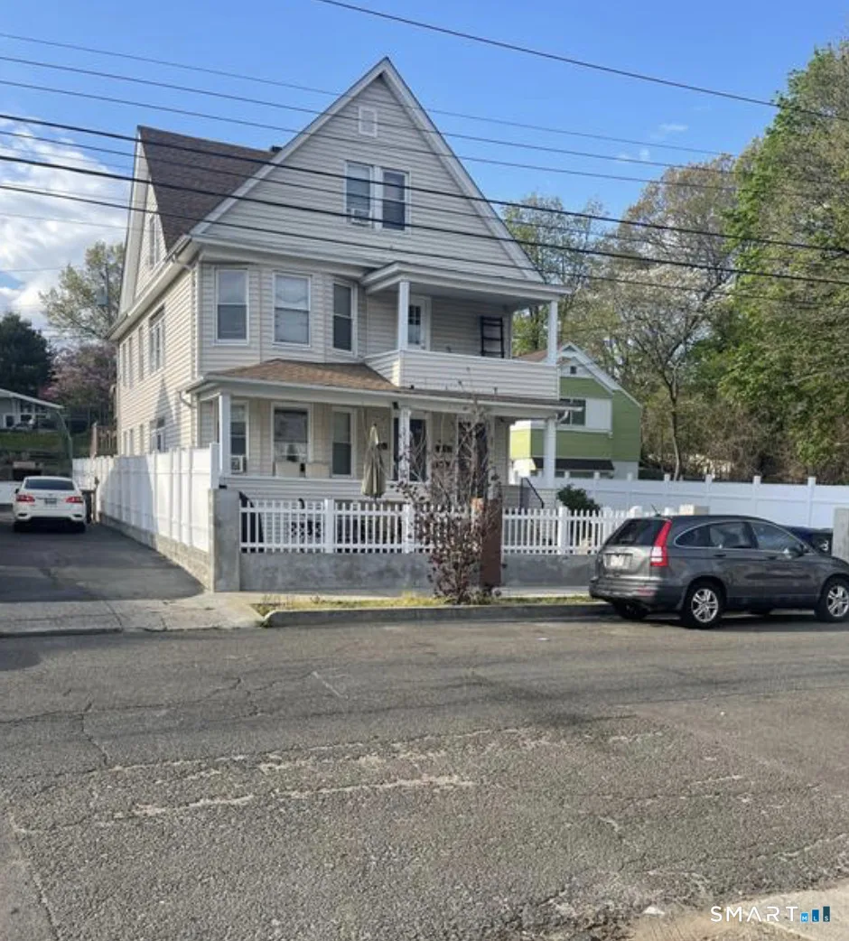16 Charron Street, Bridgeport, CT