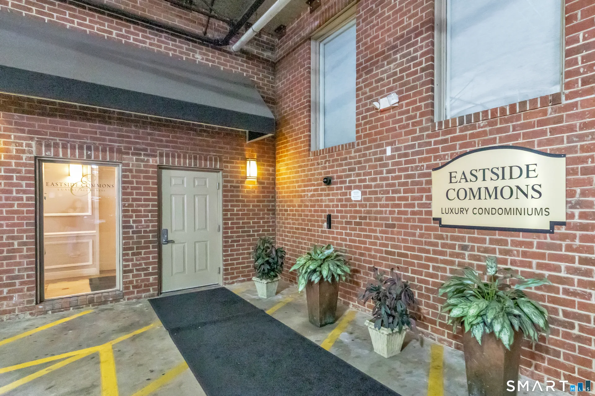 850 East Main Street #403, Stamford, CT