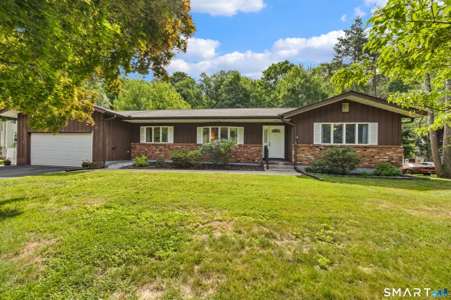 87 Ledge Drive