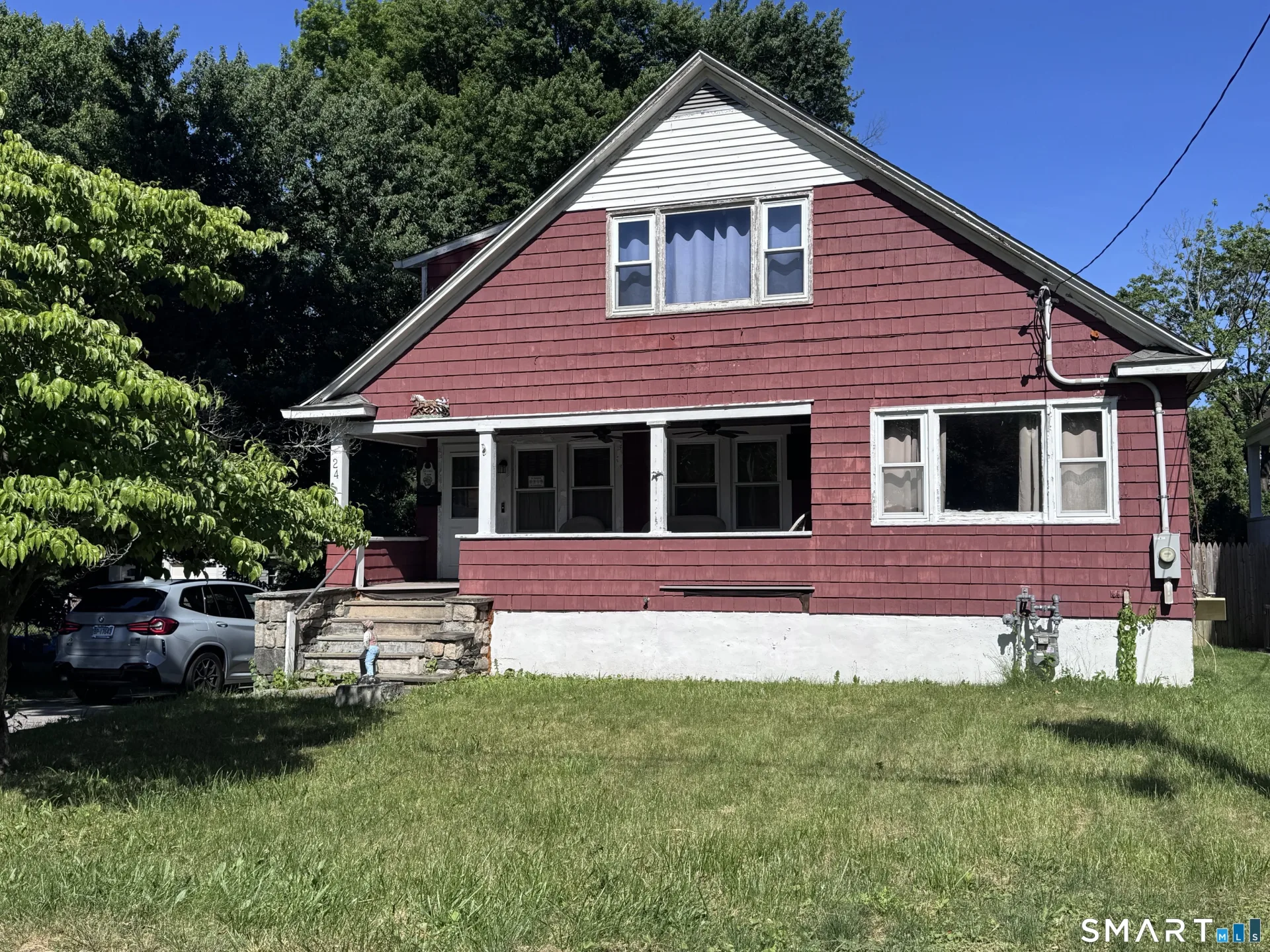 24 Lindsey Avenue, Stamford, CT