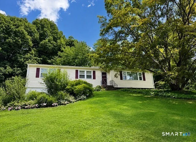 44 Williamsburg Drive, Cheshire, CT