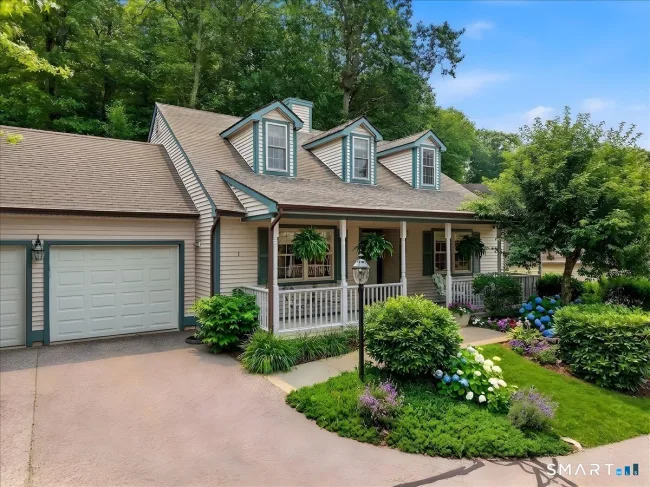 1 Mulberry Lane #1, East Lyme, CT