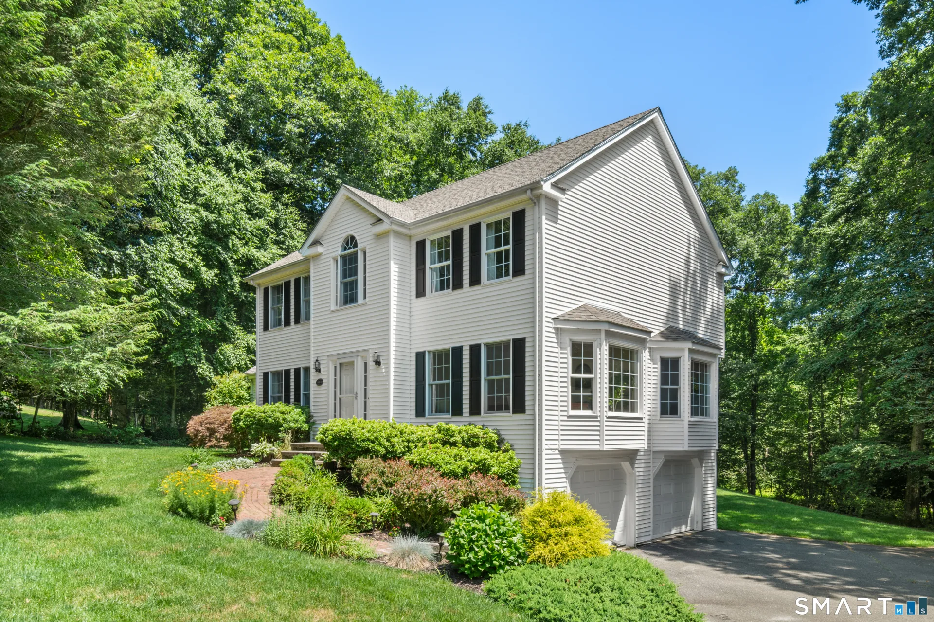 15 Rose Lane, Newtown, CT